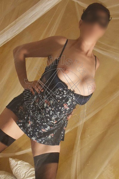 Foto 11 di Laura Signora Italiana girls Cuneo