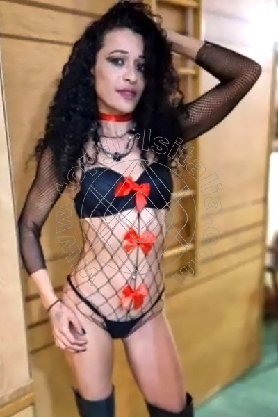 Foto 5 di Vittoria girls Reggio calabria