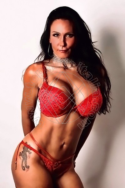 Foto 16 di Darcey girls Isernia