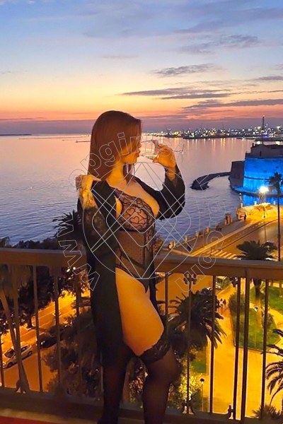 Foto 19 di Amanda Drey girls Brindisi