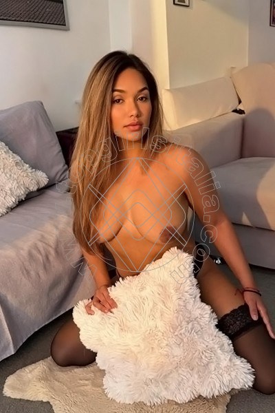Foto 1 di Mia girls Asti
