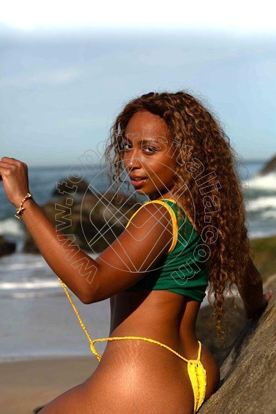 Foto hot di Anna Brasil girls Avellino