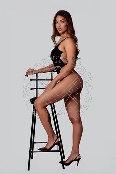Foto hot 1 di Ines girls Bari