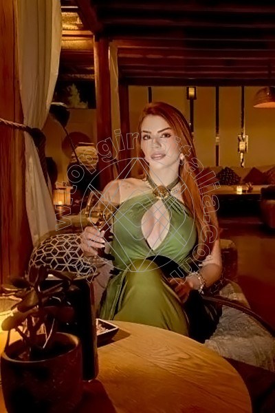 Foto 2 di Karen girls Como