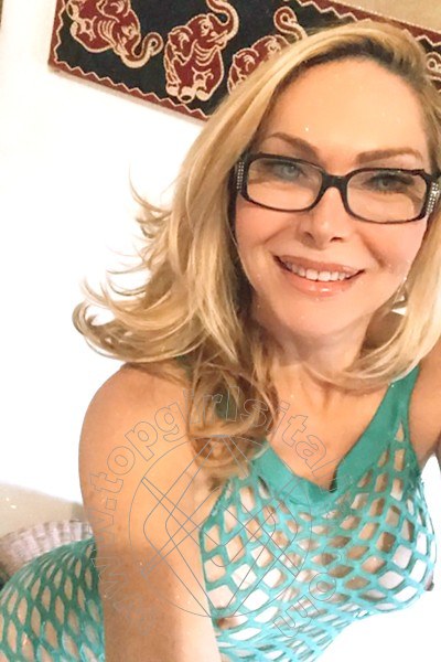 Foto selfie 1 di Elena Milf girls Feltre