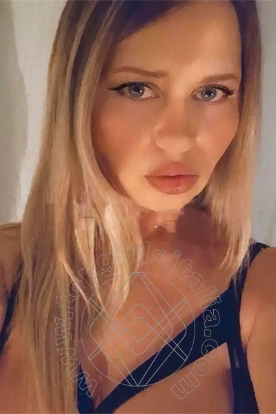 Foto selfie di Katy Blond girls Cagliari
